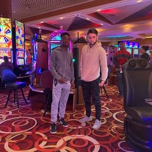 Meet your Posher, Johnley